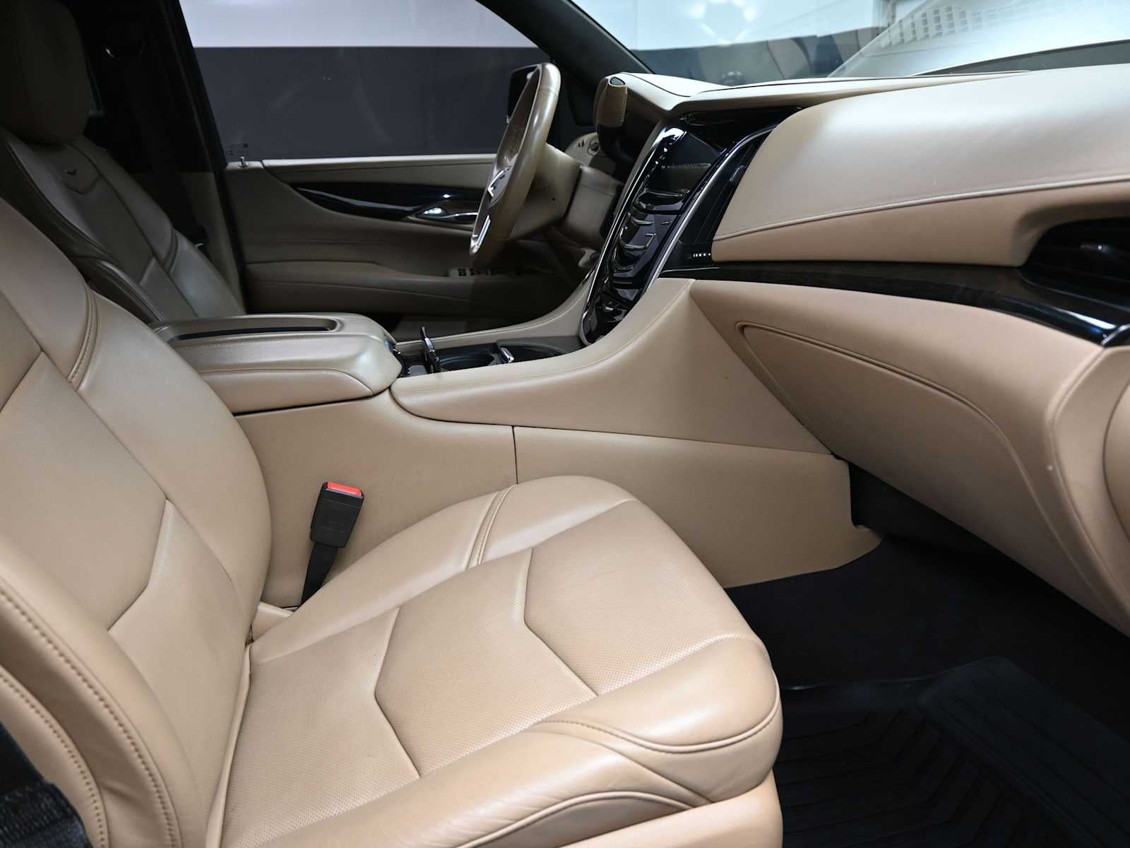 2019 Cadillac Escalade ESV Platinum