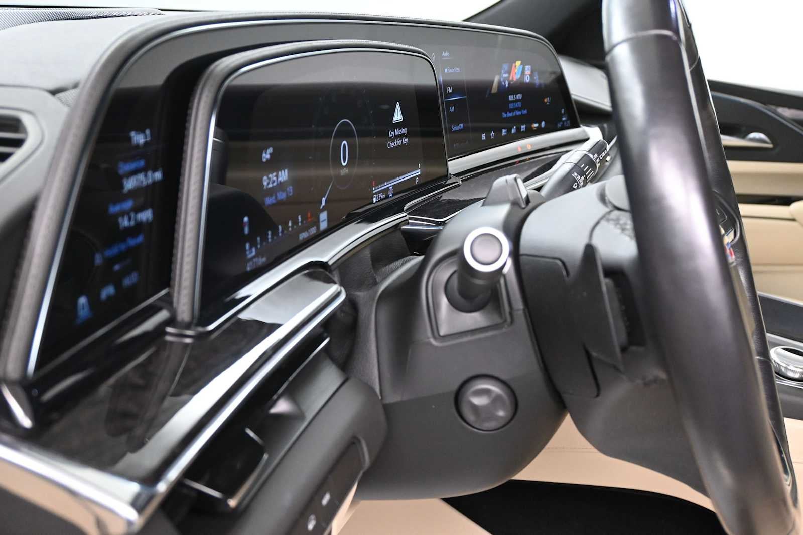 2023 Cadillac Escalade ESV Premium Luxury