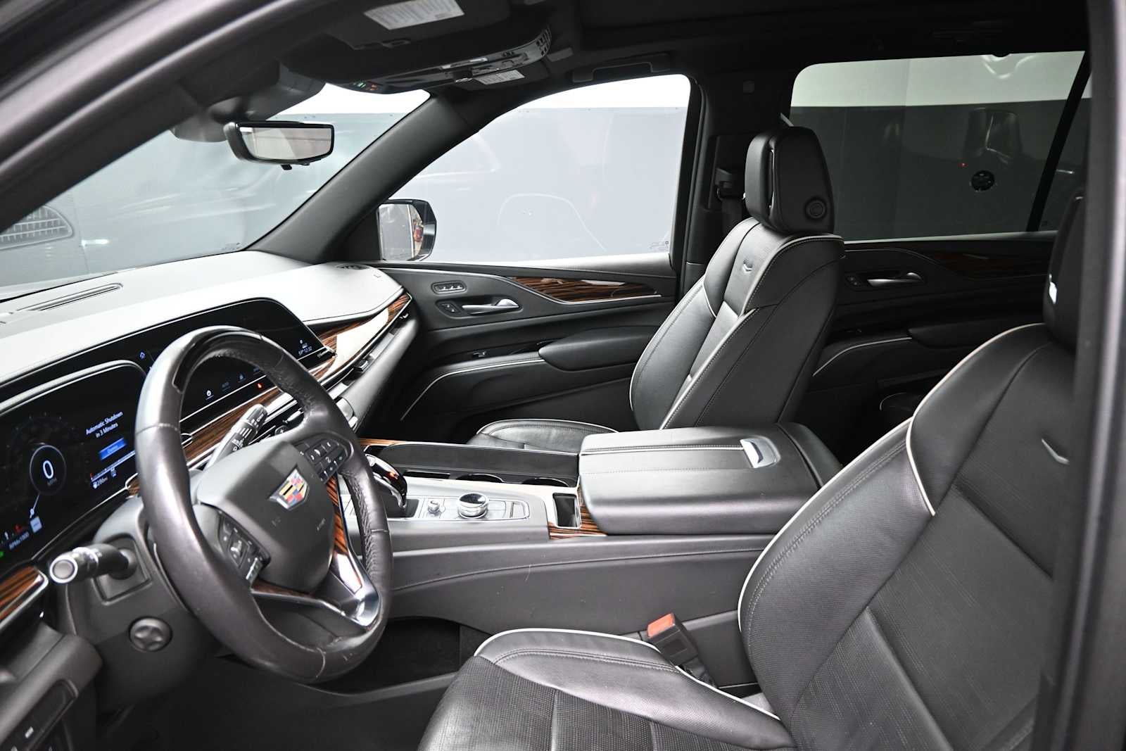 2023 Cadillac Escalade ESV Premium Luxury