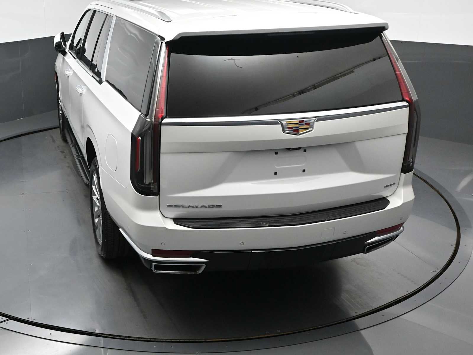 2024 Cadillac Escalade ESV Premium Luxury