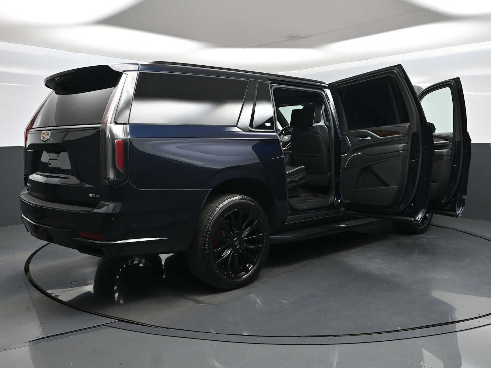 2024 Cadillac Escalade ESV Premium Luxury