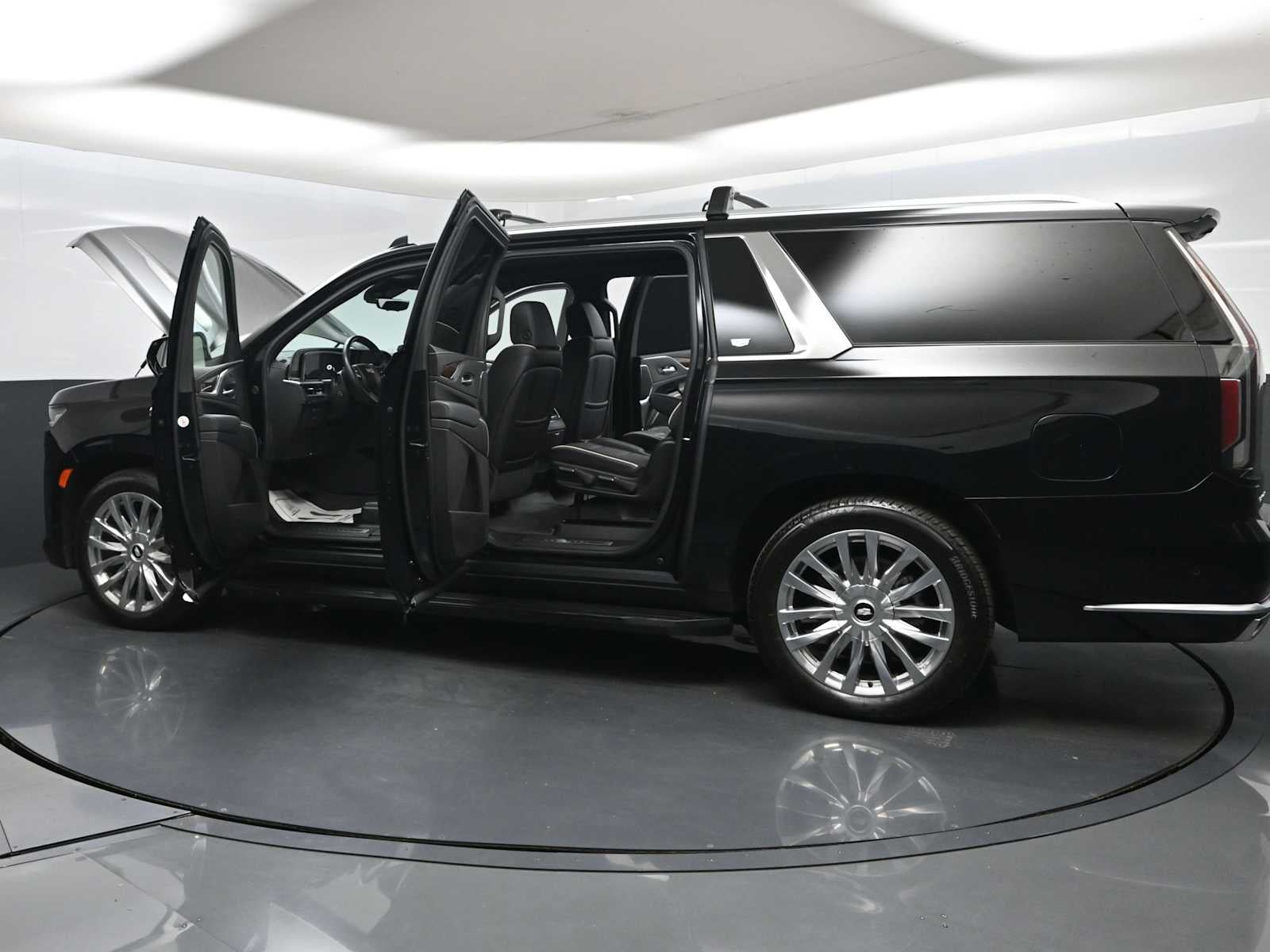 2024 Cadillac Escalade ESV Premium Luxury