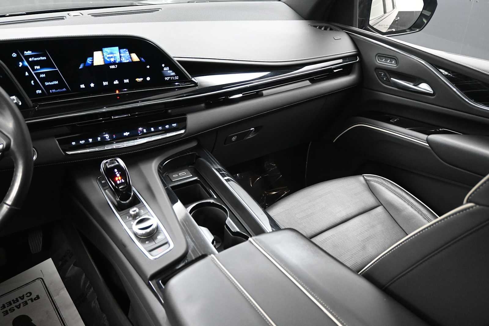 2024 Cadillac Escalade ESV Sport