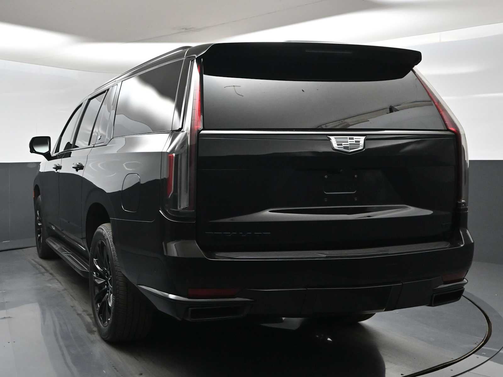 2024 Cadillac Escalade ESV Sport