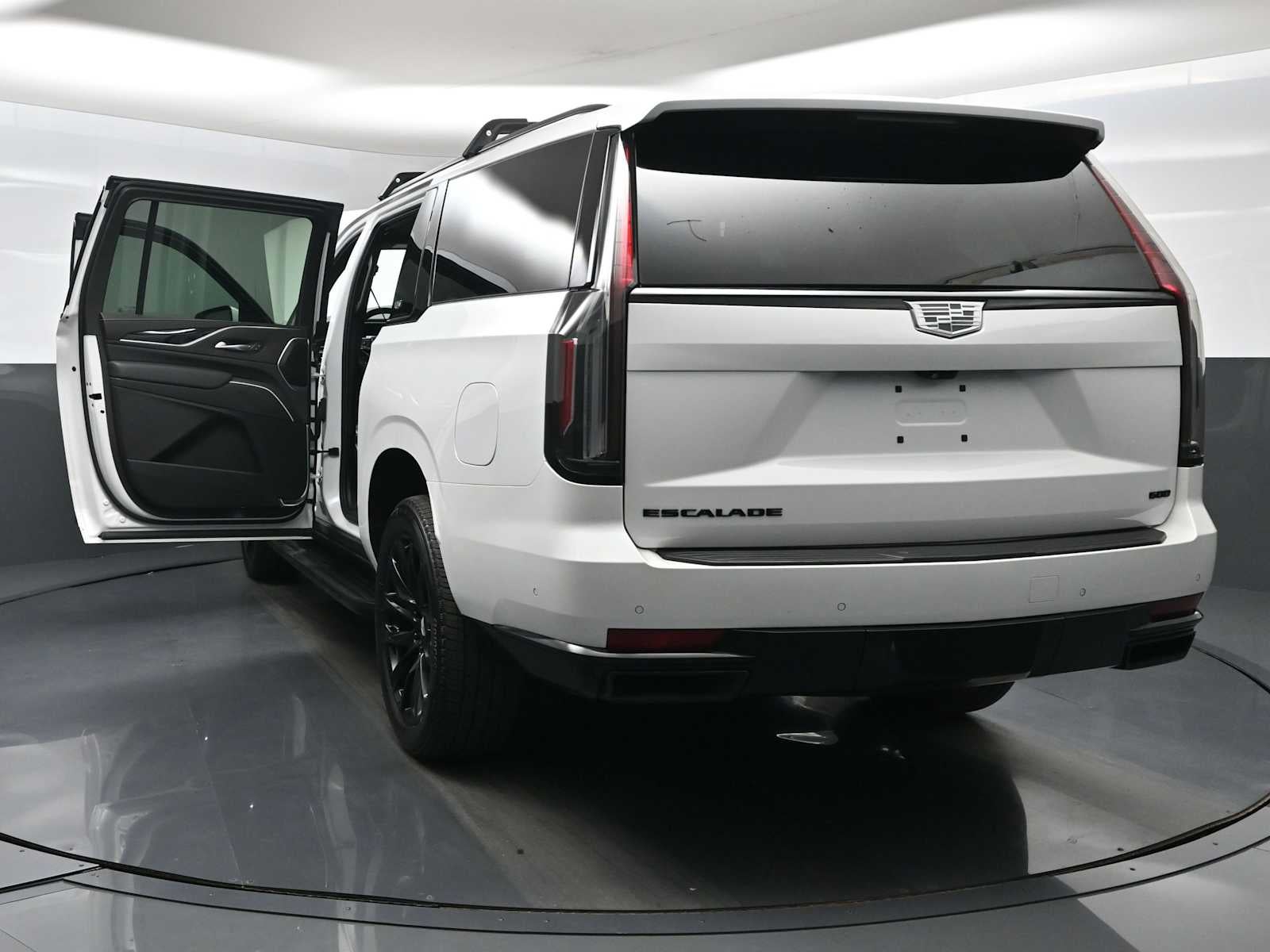 2024 Cadillac Escalade ESV Sport