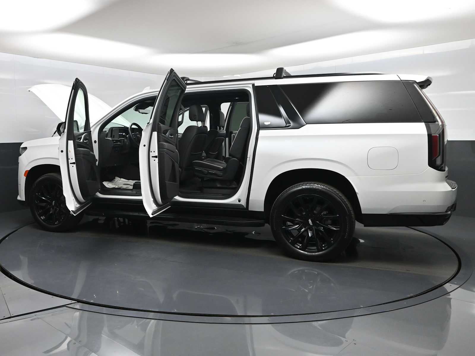 2024 Cadillac Escalade ESV Sport