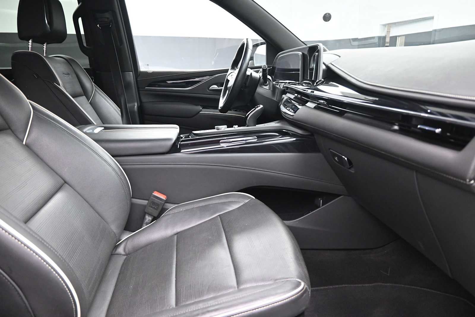 2024 Cadillac Escalade ESV Sport