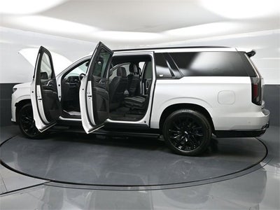 2023 Cadillac Escalade ESV Sport