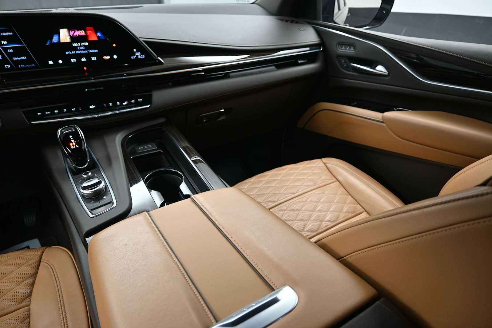 2022 Cadillac Escalade ESV Sport