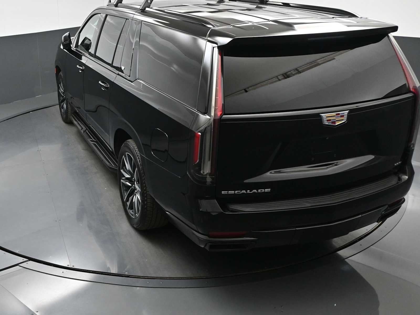 2022 Cadillac Escalade ESV Sport