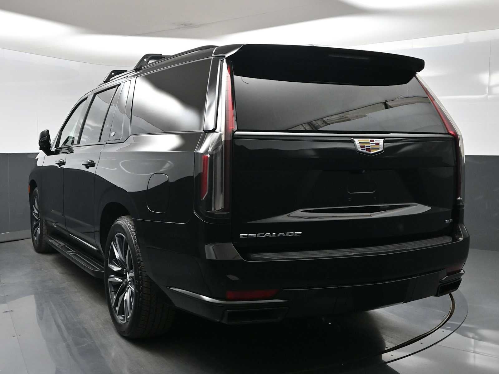 2022 Cadillac Escalade ESV Sport