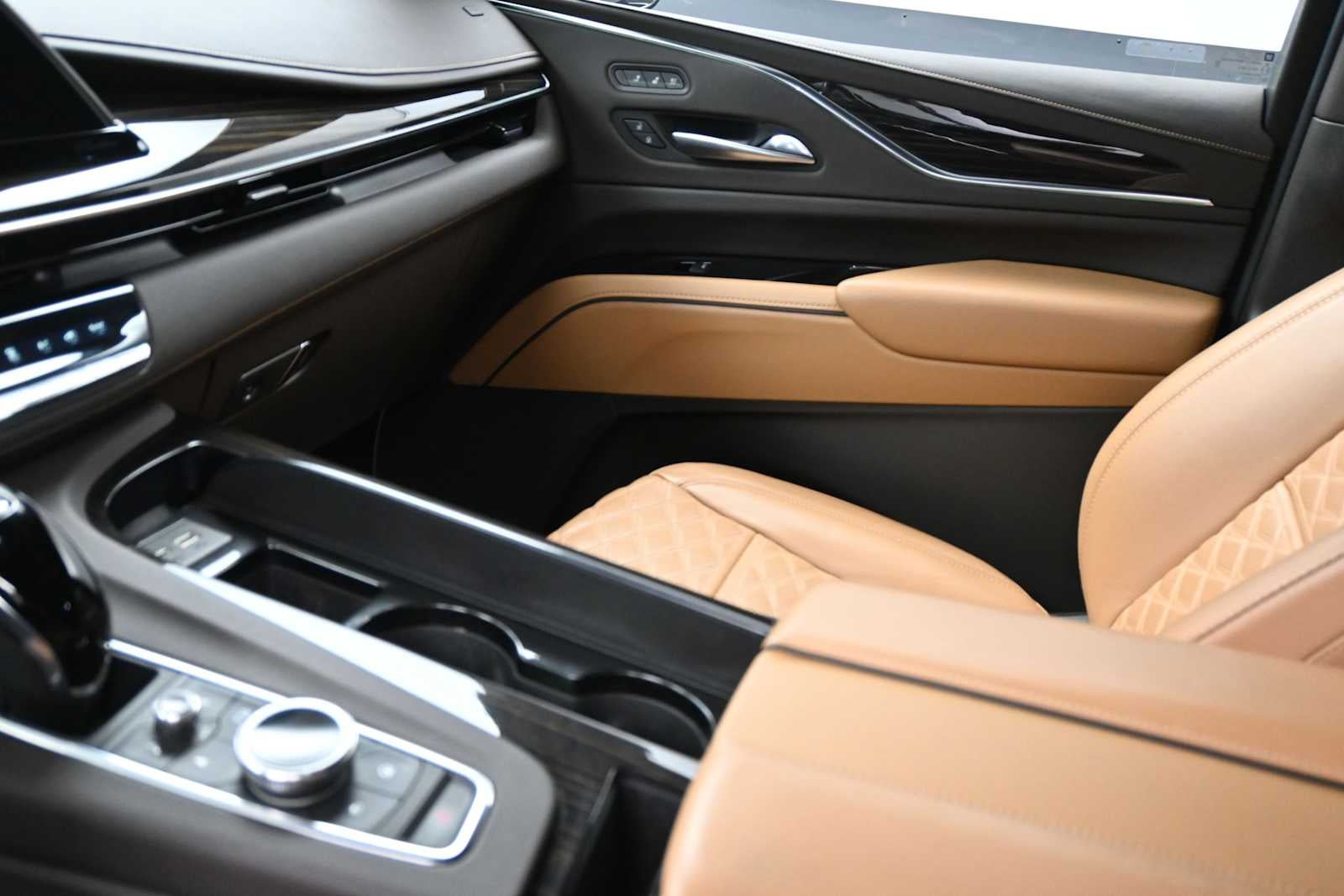 2022 Cadillac Escalade ESV Sport