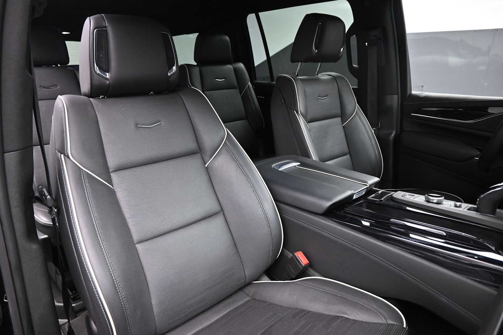 2023 Cadillac Escalade ESV 4WD Sport