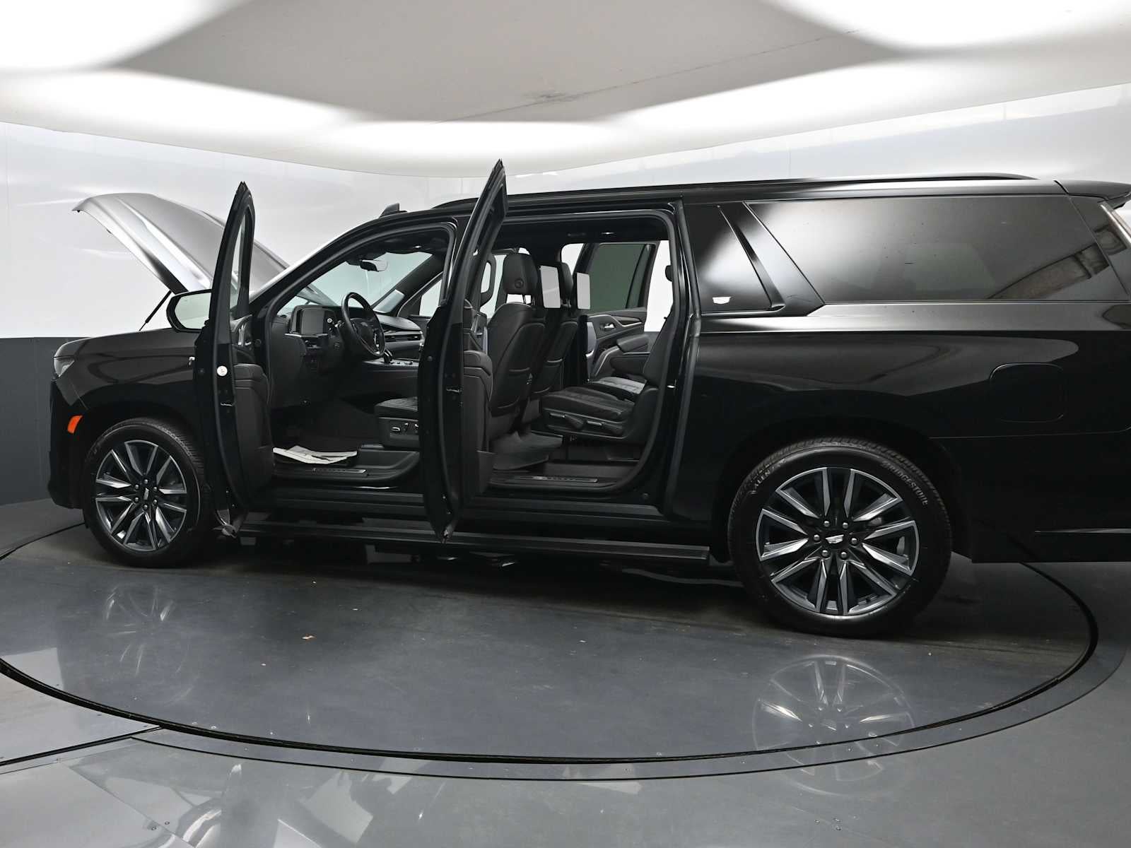 2024 Cadillac Escalade ESV Sport Platinum