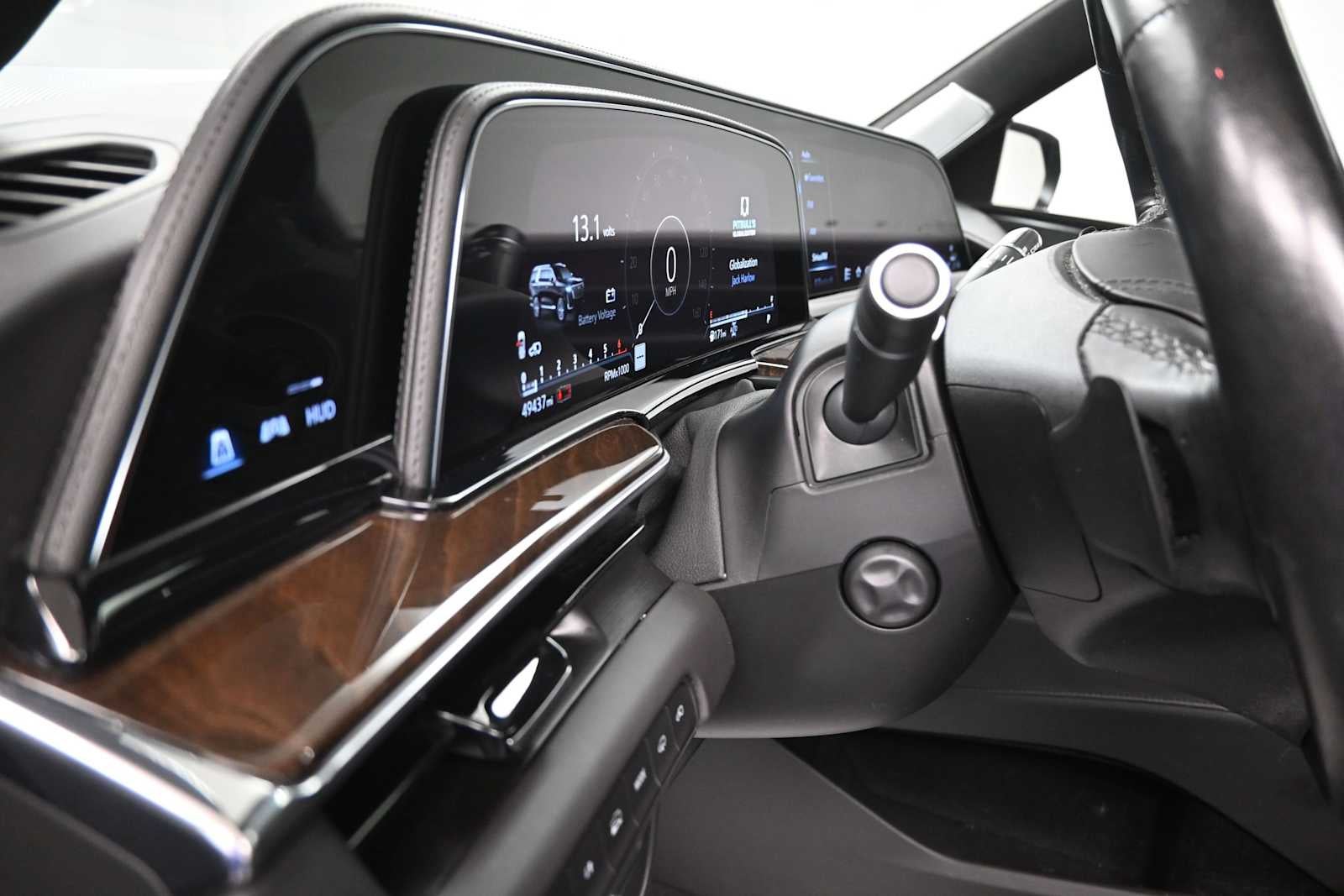 2023 Cadillac Escalade ESV Sport Platinum