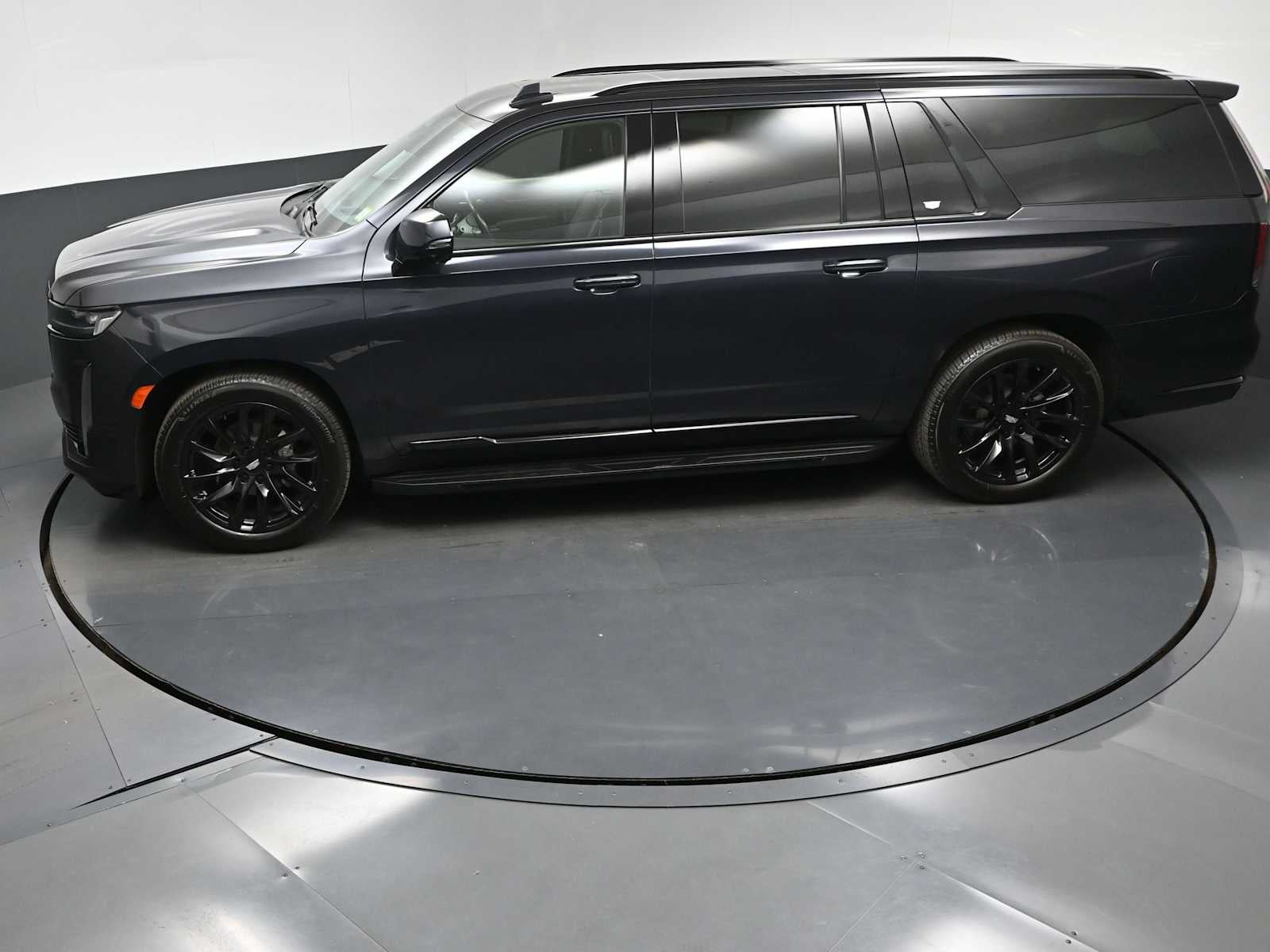 2023 Cadillac Escalade ESV Sport Platinum