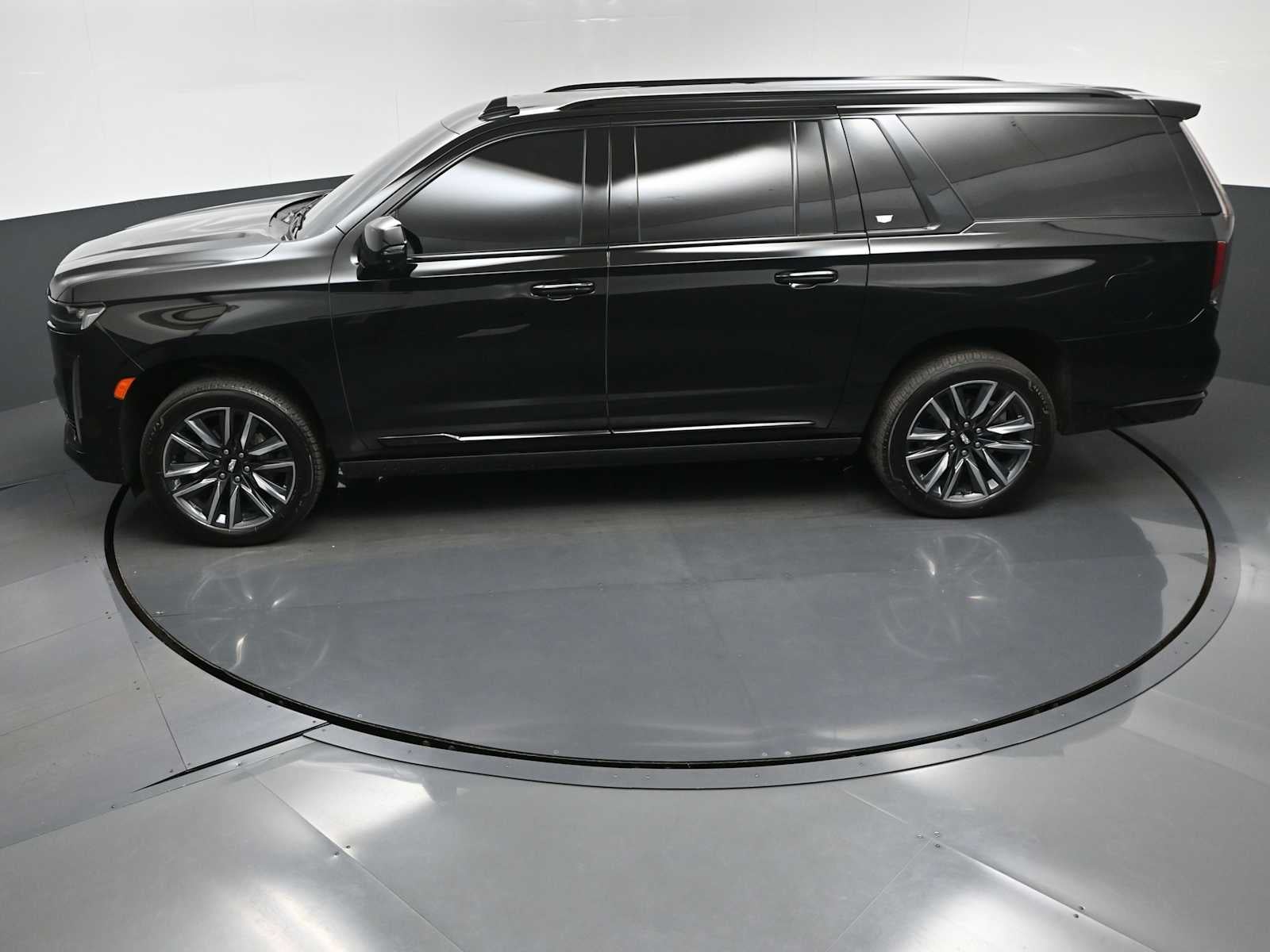 2023 Cadillac Escalade ESV Sport Platinum