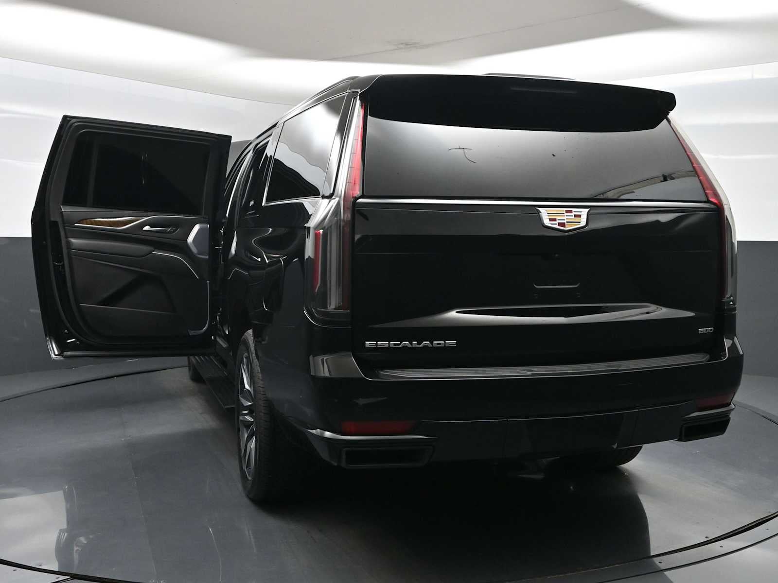 2023 Cadillac Escalade ESV Sport Platinum