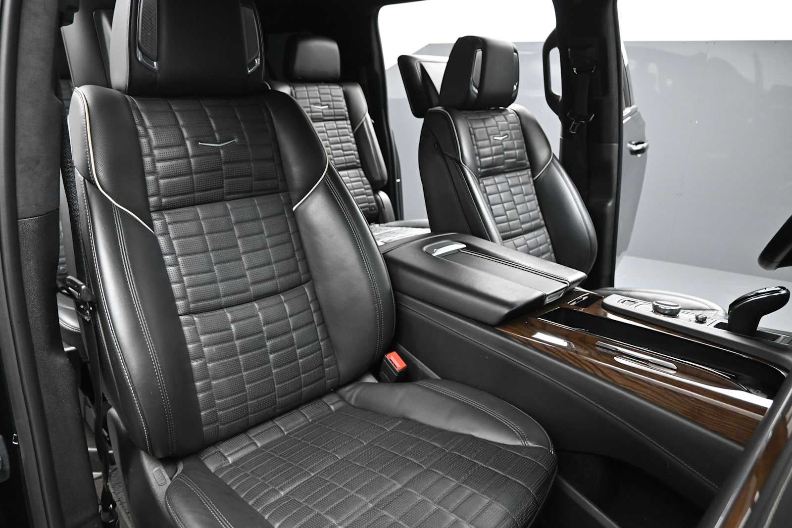 2023 Cadillac Escalade ESV Sport Platinum