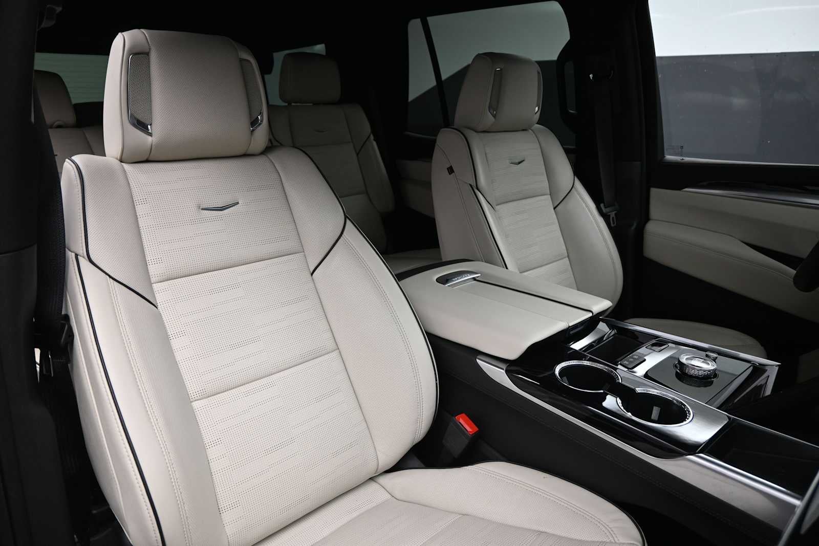 2025 Cadillac Escalade Sport