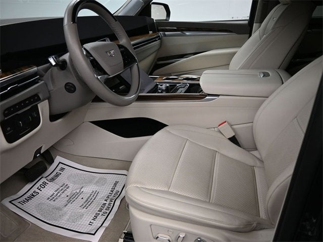 2025 Cadillac Escalade Sport Platinum