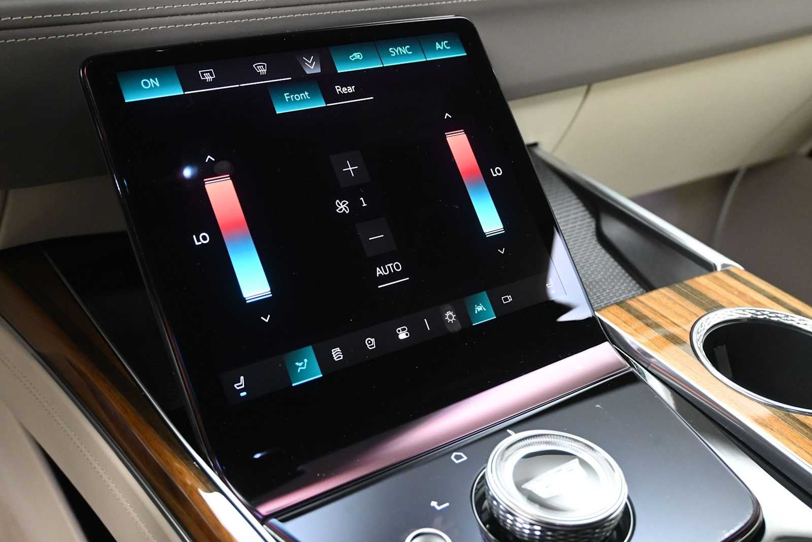 2025 Cadillac Escalade ESV Sport Platinum