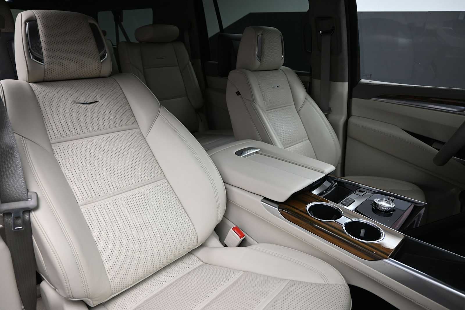 2025 Cadillac Escalade ESV Sport Platinum
