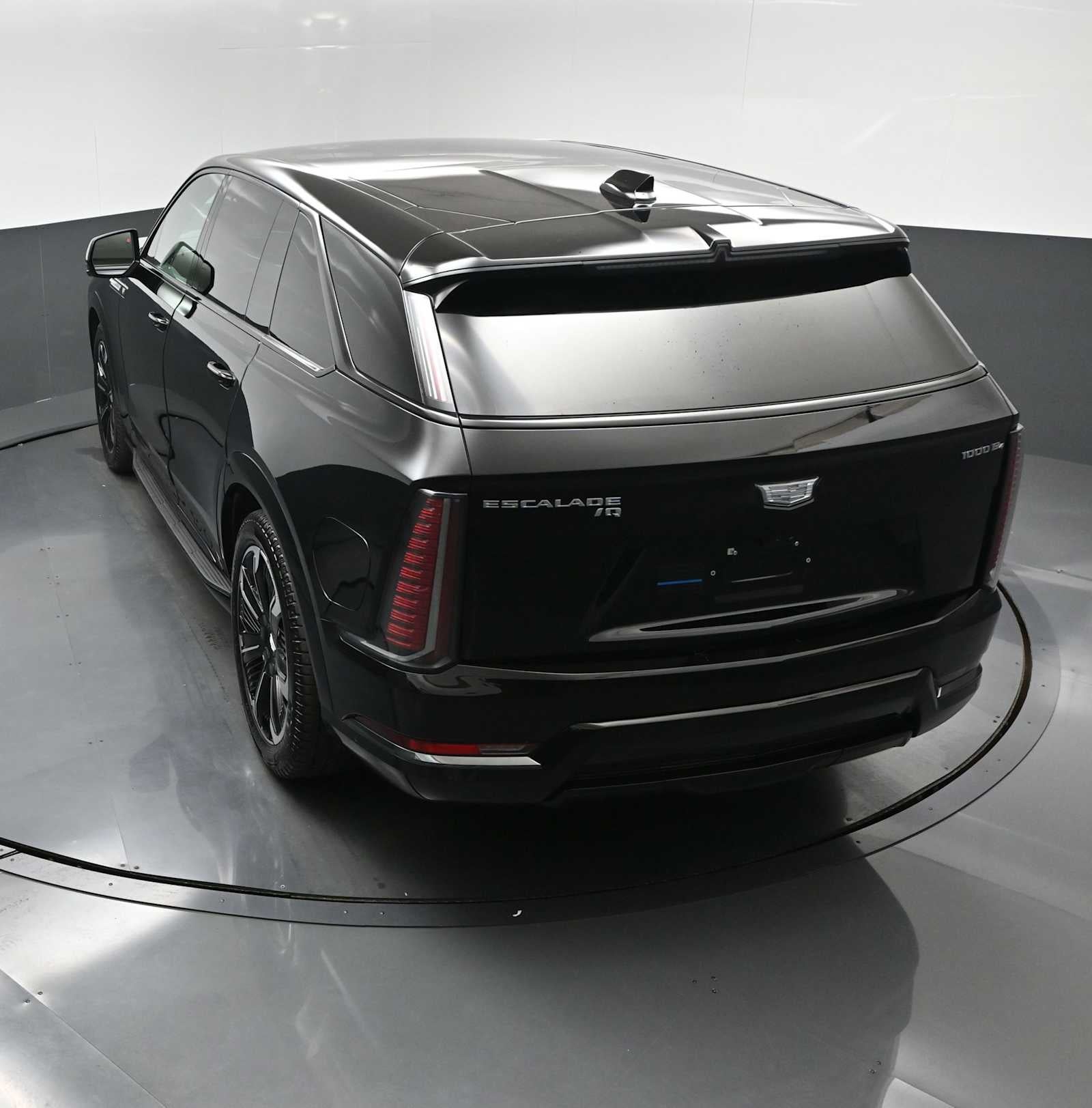 2025 Cadillac ESCALADE IQ Sport 1