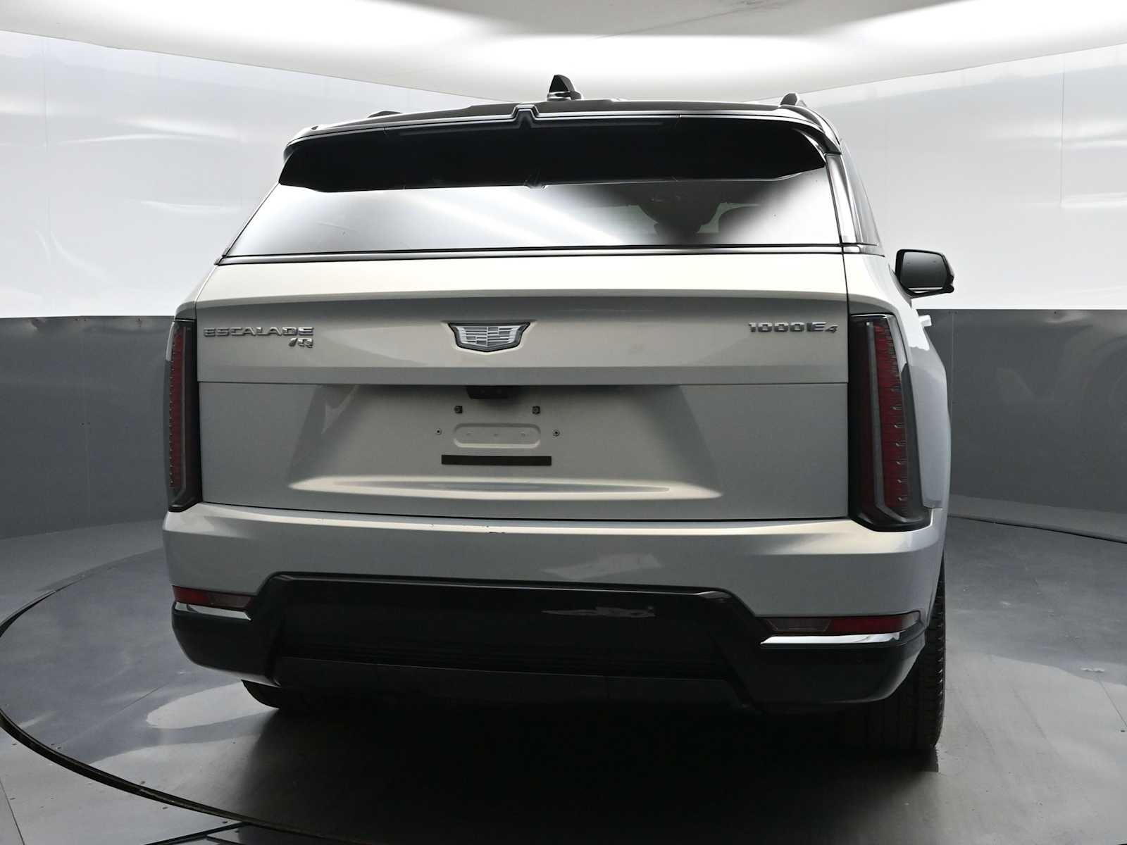 Used 2025 Cadillac Escalade IQ Sport 2 with VIN 1GYTEFKL9SU102086 for sale in Great Neck, NY