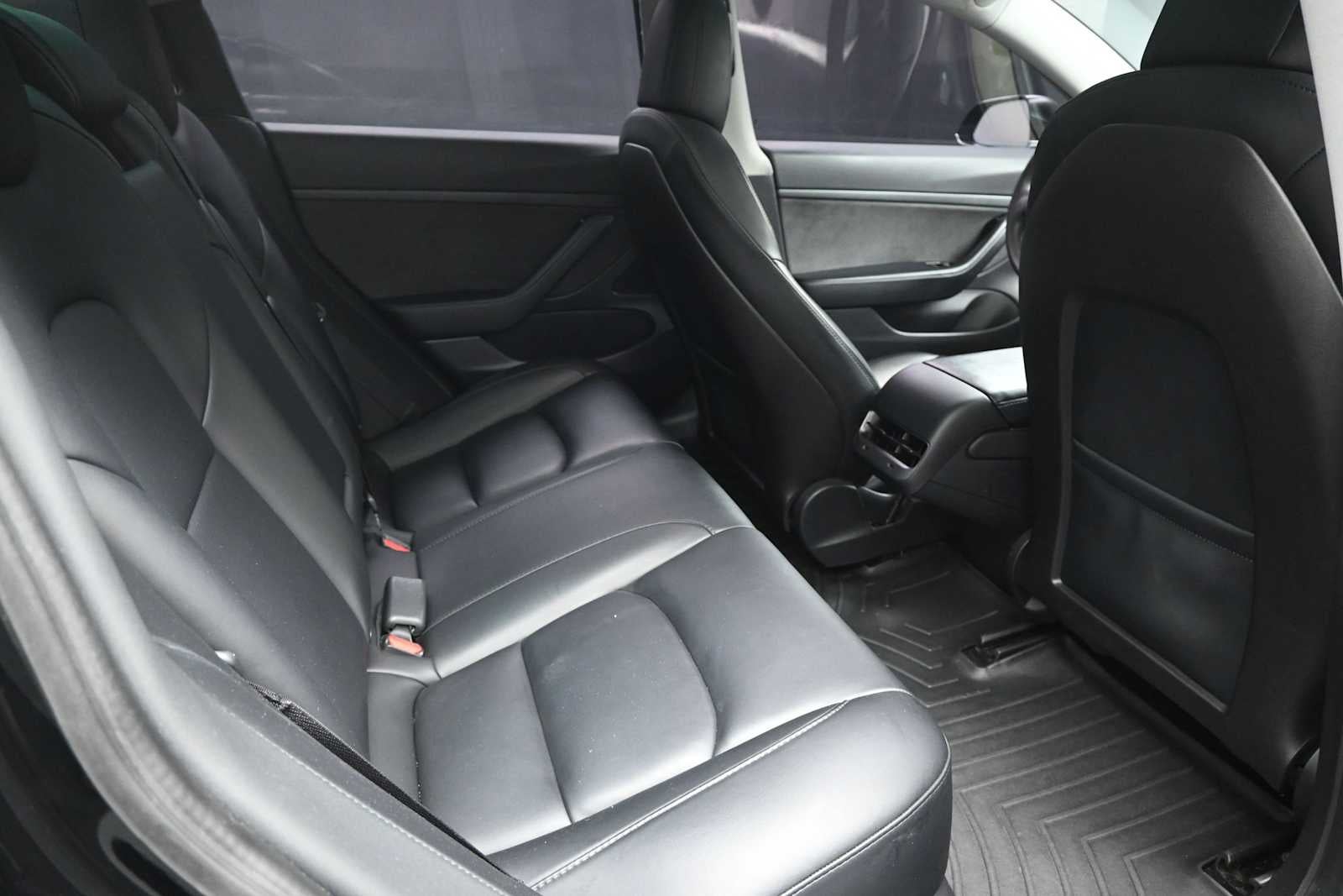 2020 Tesla Model 3 Standard Range Rear-Wheel Drive