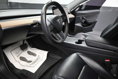 2020 Tesla Model 3 Standard Range Rear-Wheel Drive