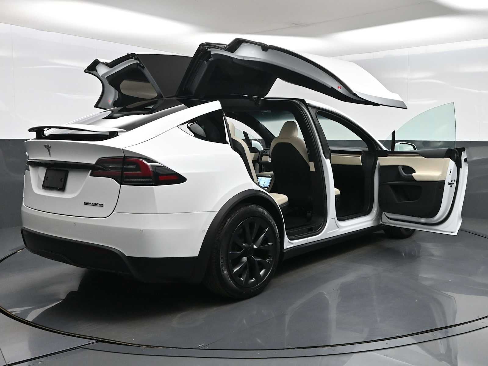 2023 Tesla Model X Dual Motor All-Wheel Drive