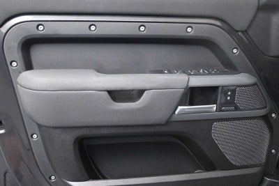 2023 Land Rover Defender 110 X-Dynamic SE