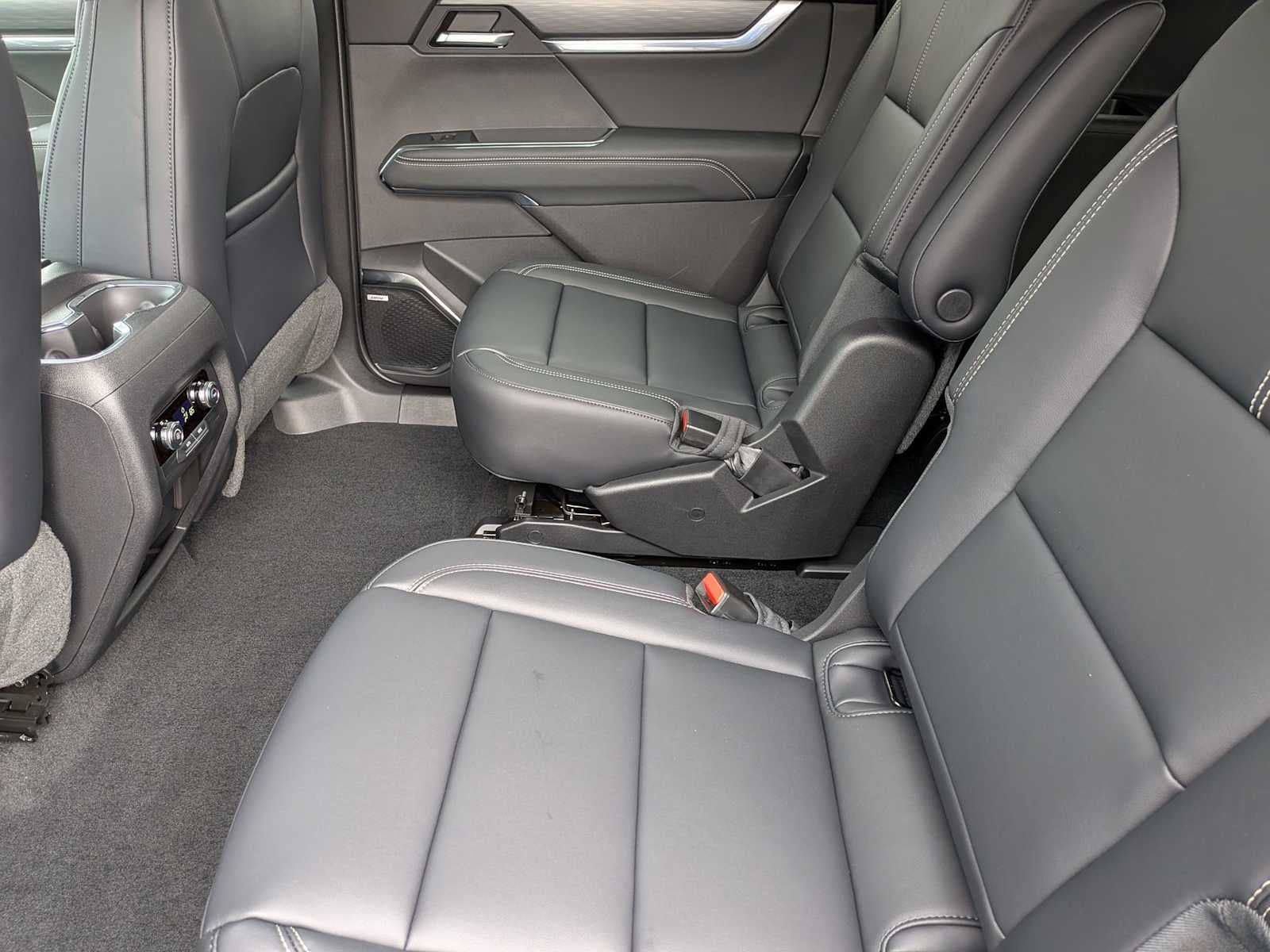 2027 GMC Acadia AWD Elevation