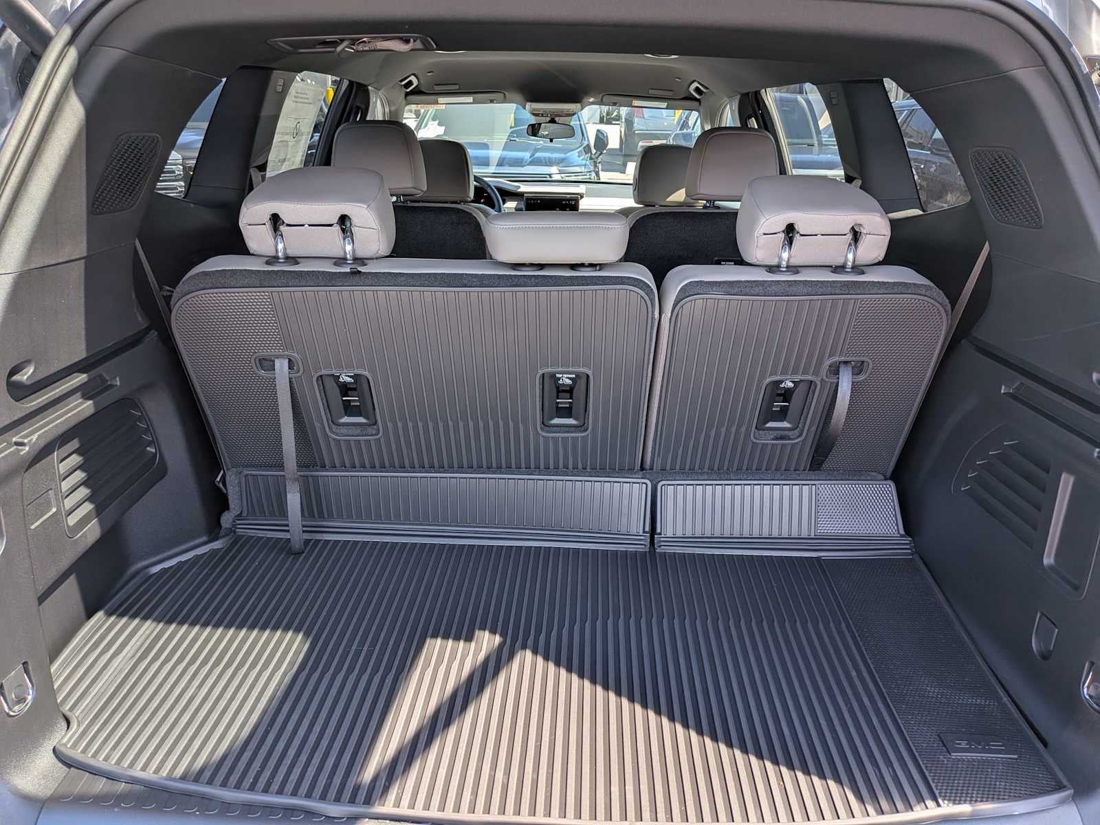 2027 GMC Acadia AWD Elevation
