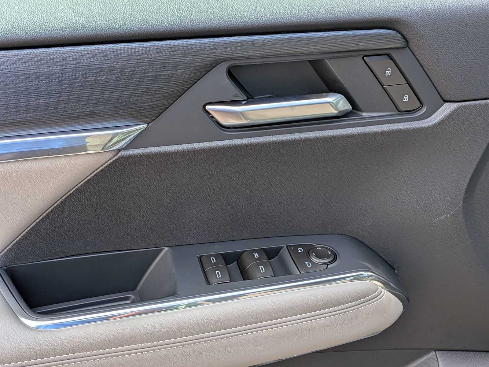 2027 GMC Acadia AWD Elevation