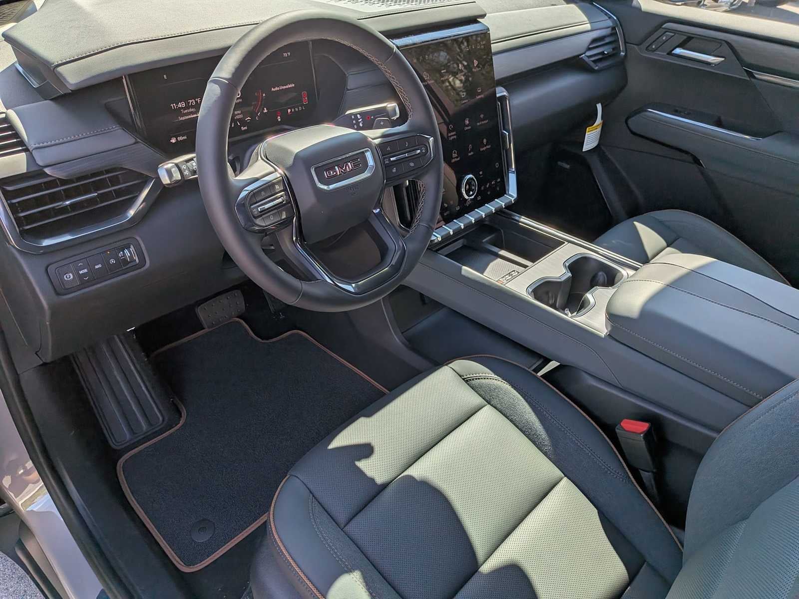 2027 GMC Acadia AWD AT4