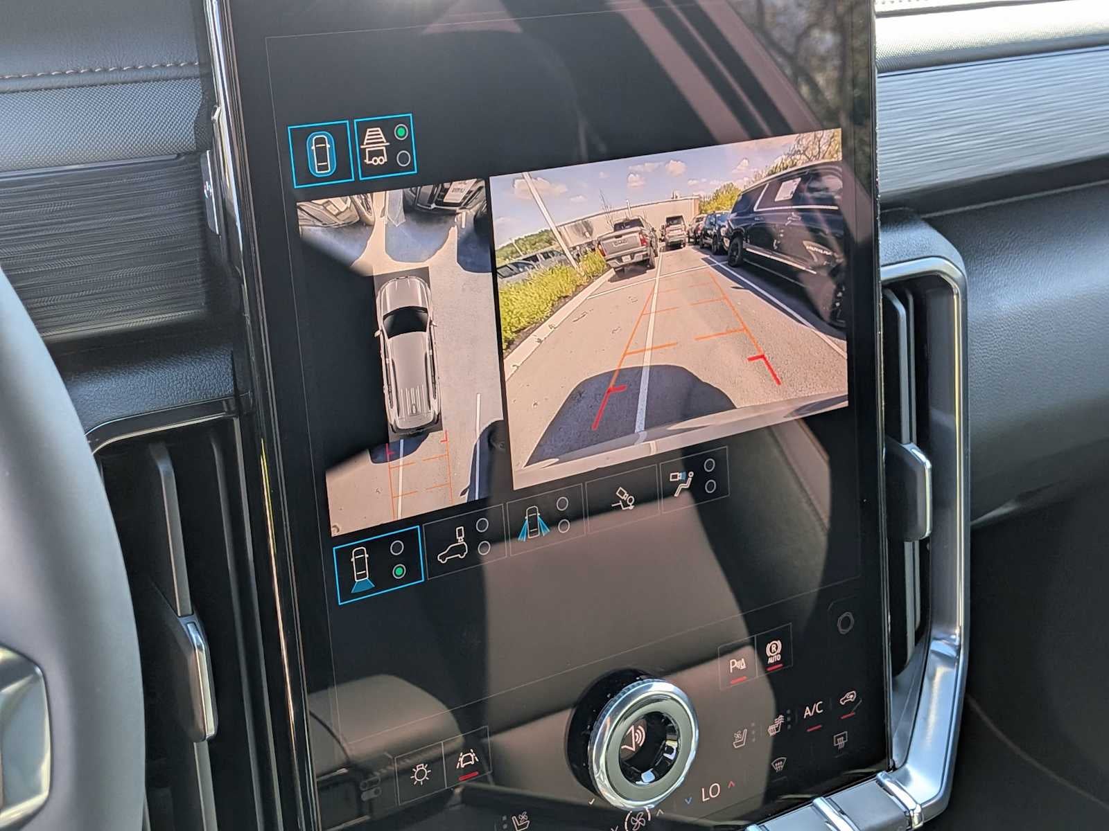 2027 GMC Acadia AWD AT4