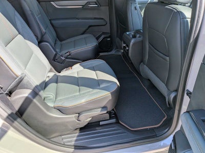 2027 GMC Acadia AWD AT4