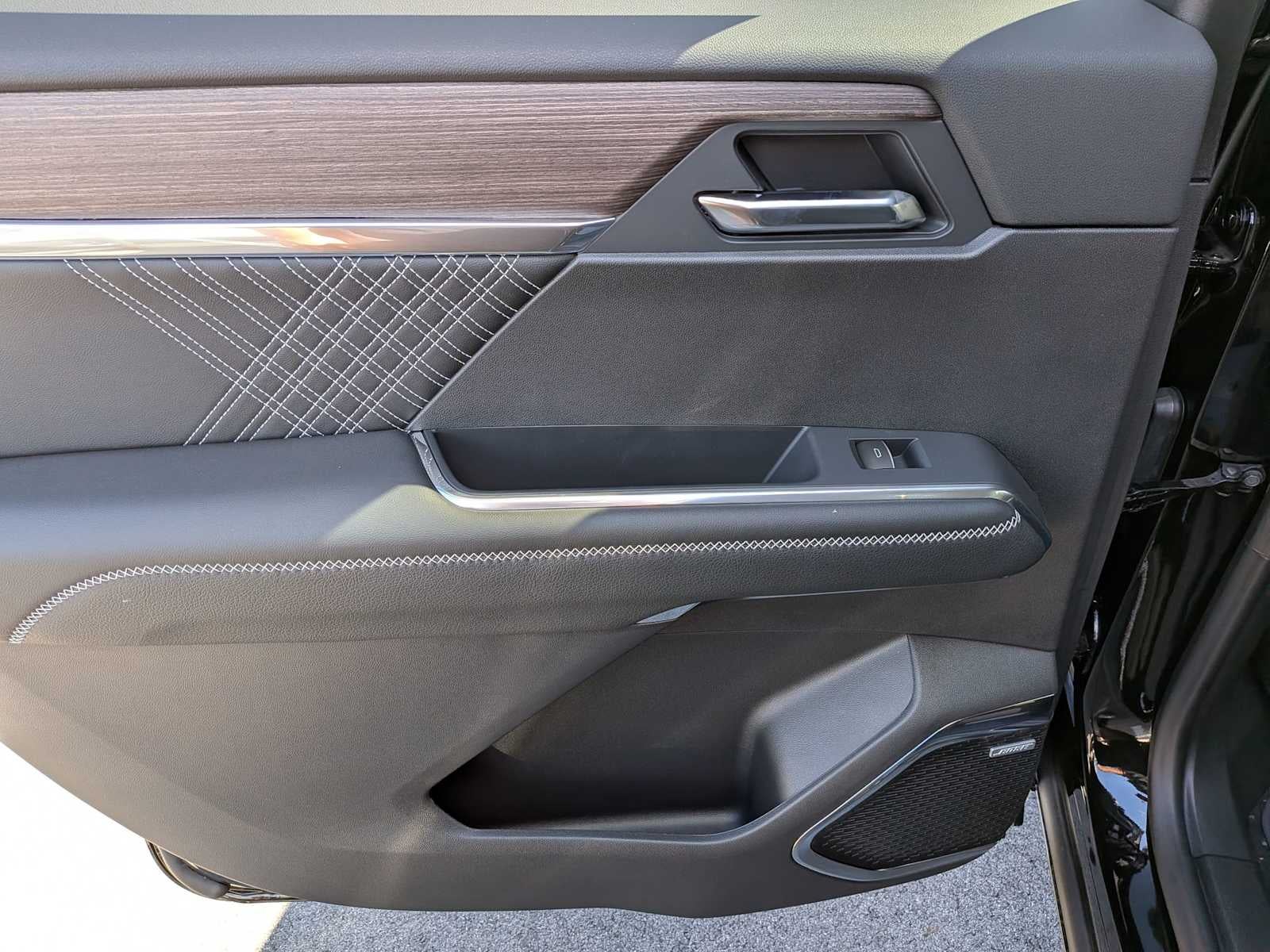2027 GMC Acadia AWD Denali