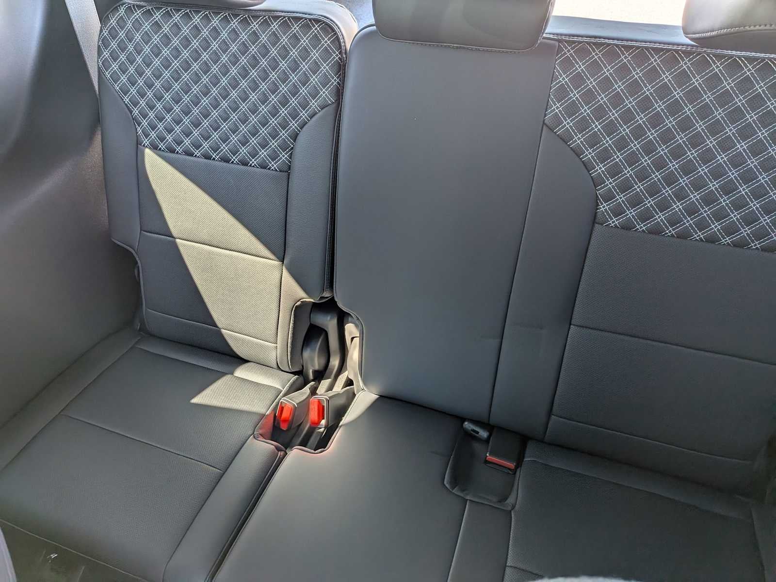 2027 GMC Acadia AWD Denali
