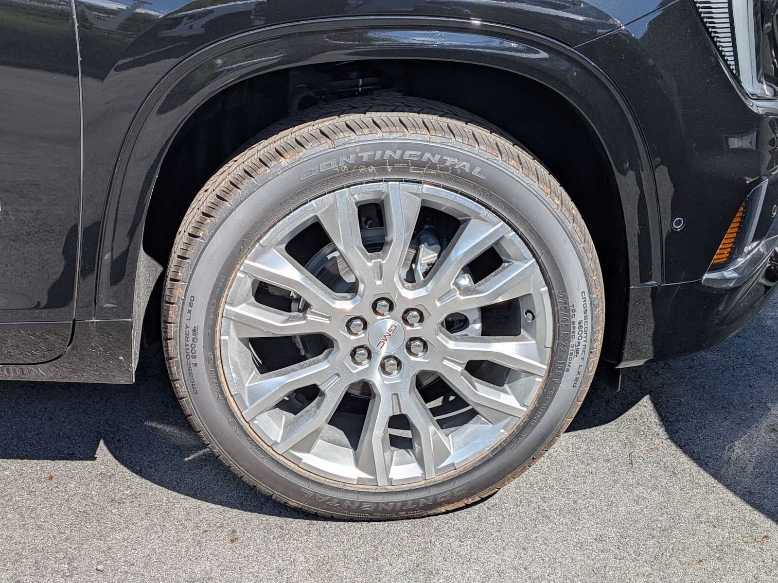 2027 GMC Acadia AWD Denali