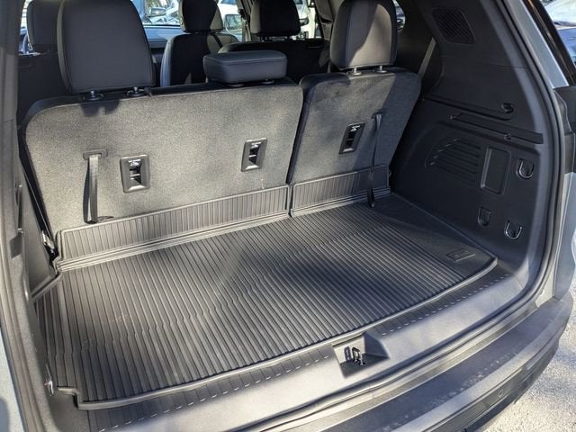 2026 GMC Acadia AWD AT4