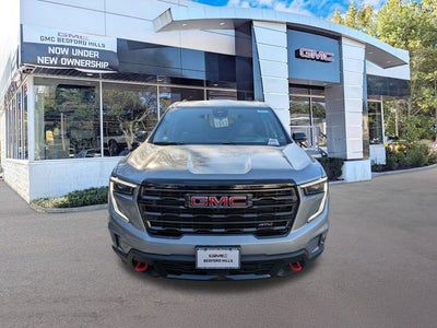 2026 GMC Acadia AWD AT4