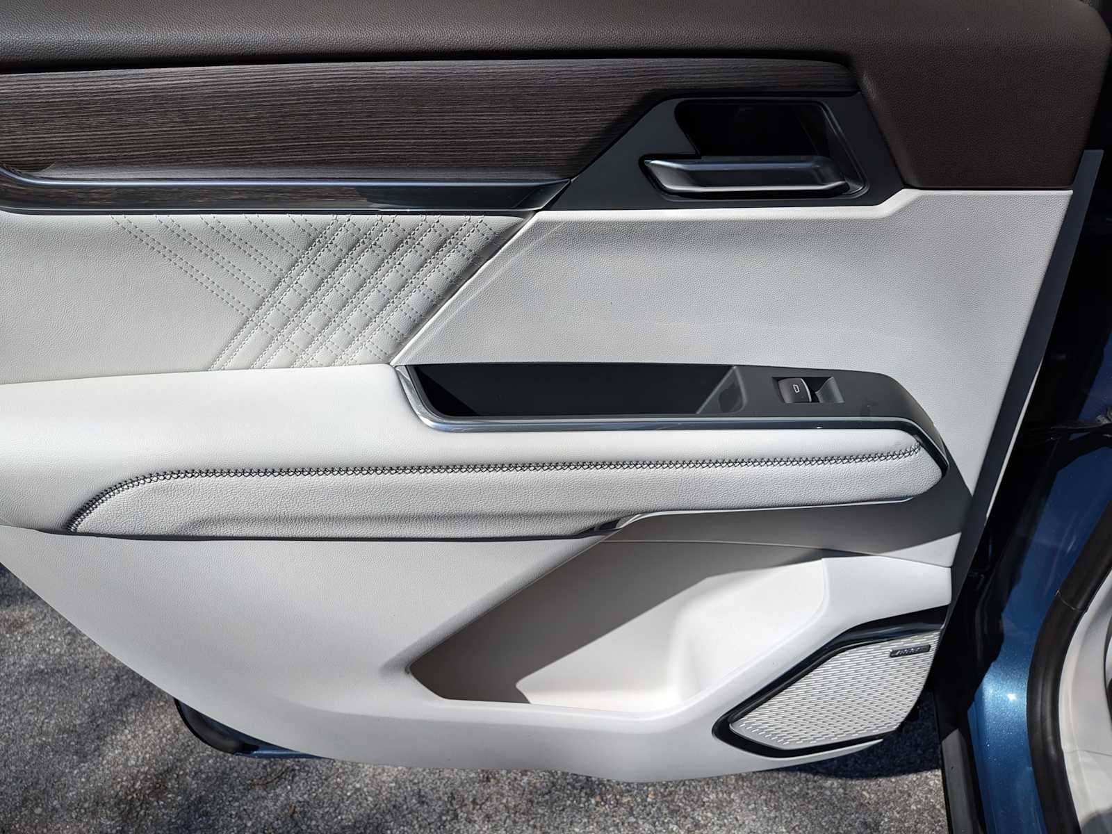 2026 GMC Acadia AWD Denali