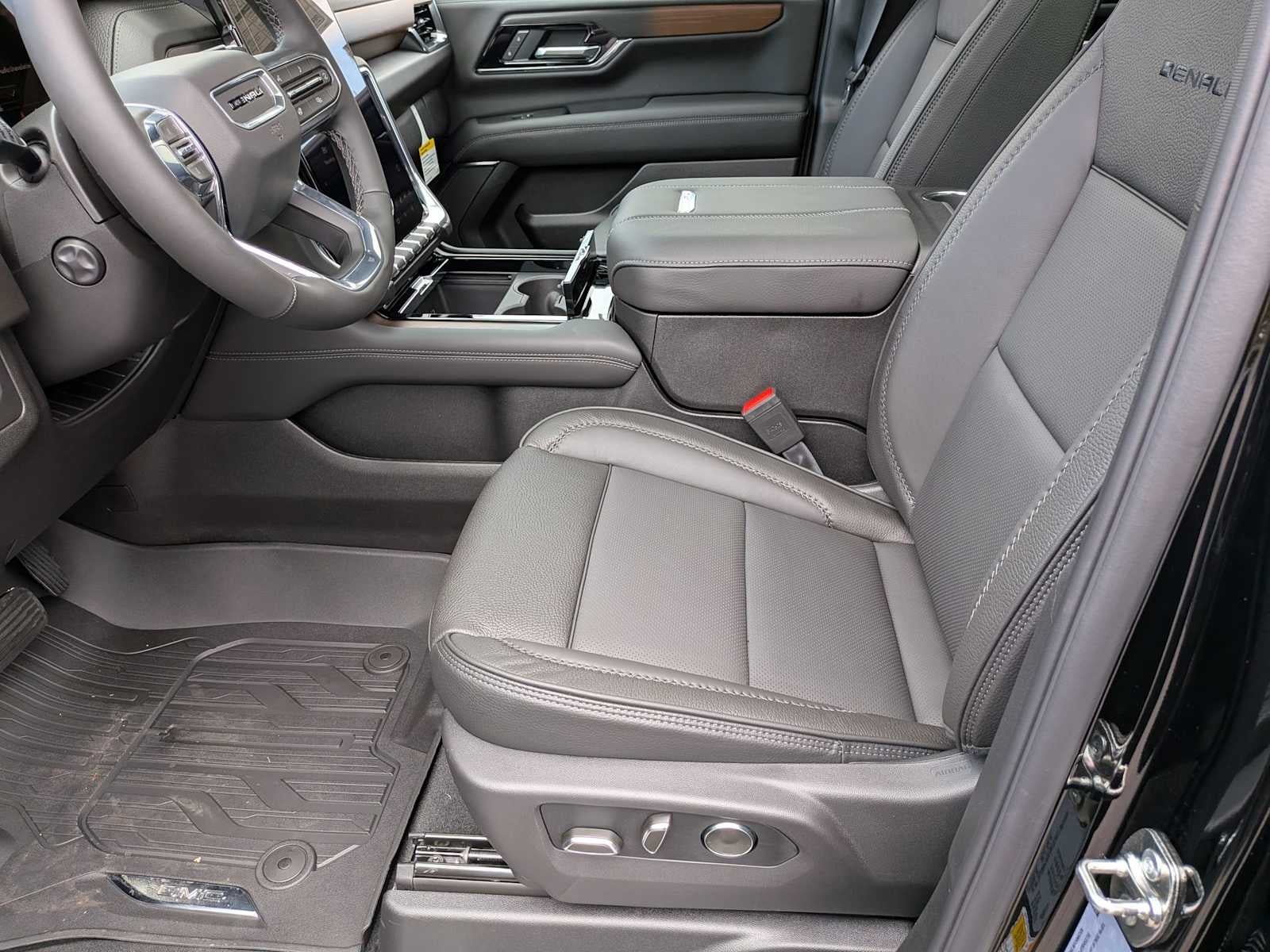 2026 GMC Yukon Denali Denali