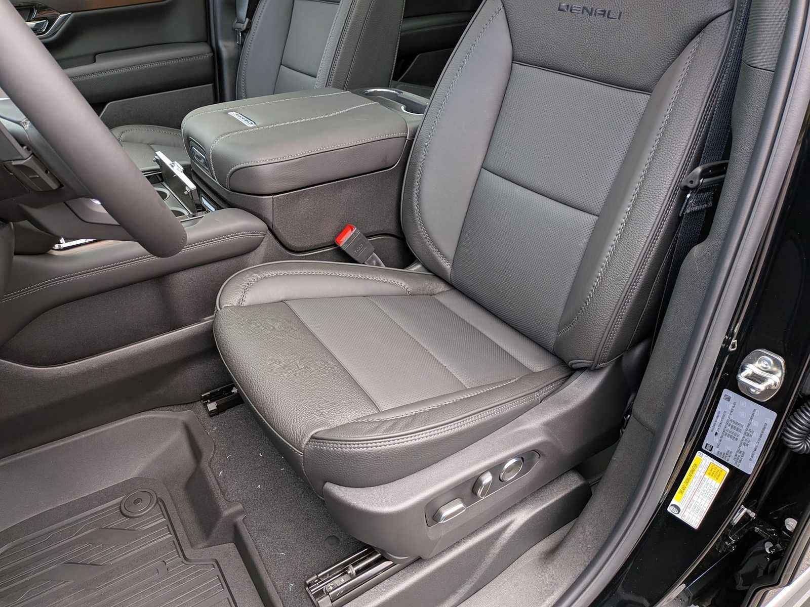 2026 GMC Yukon Denali Denali