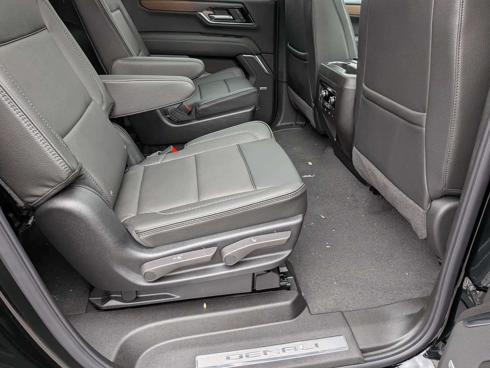 2026 GMC Yukon XL Denali Denali