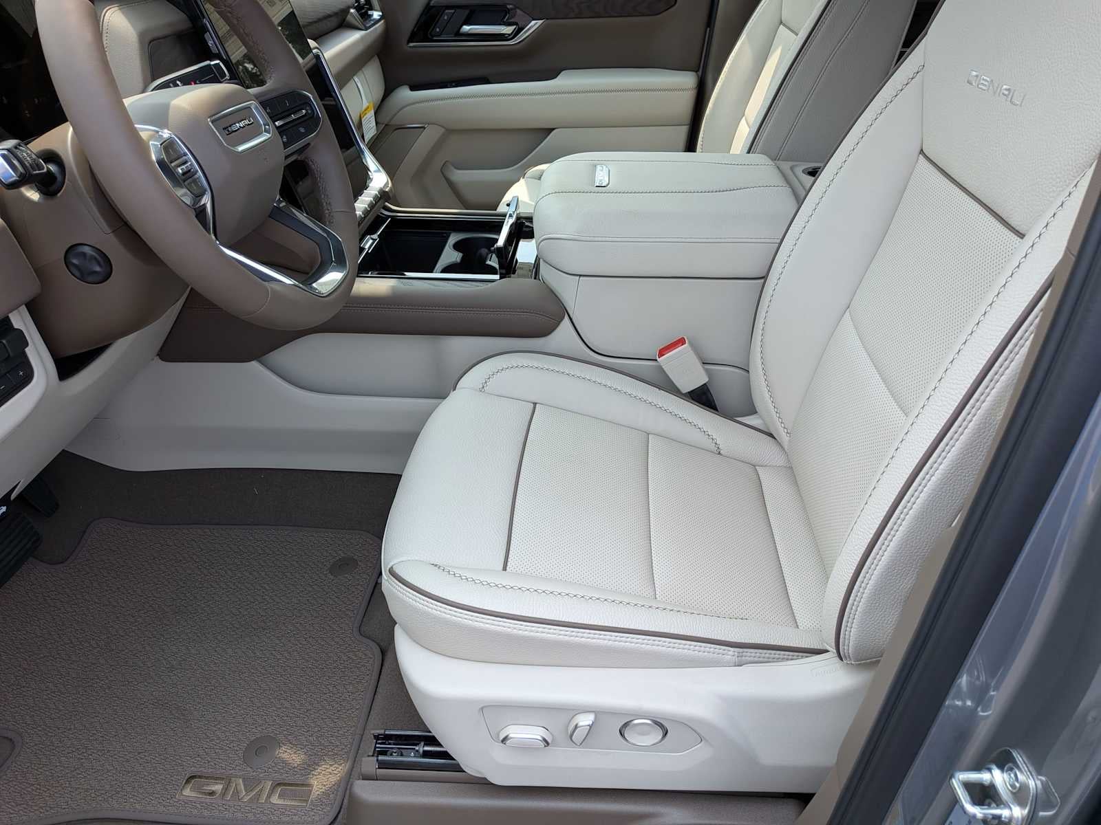 2026 GMC Yukon XL Denali Denali