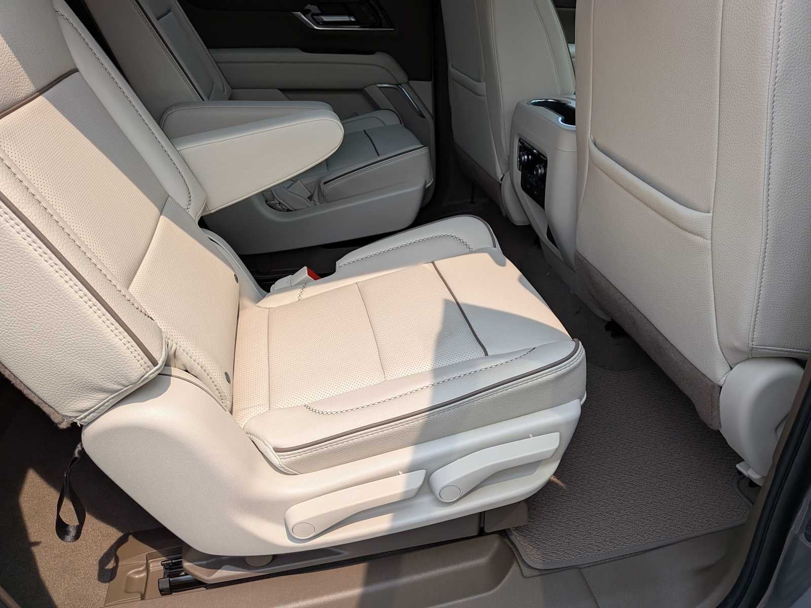 2026 GMC Yukon XL Denali Denali